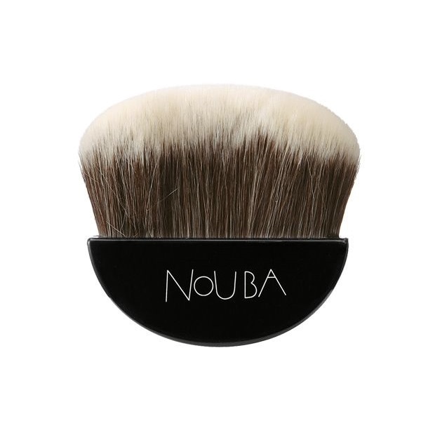 Pensula Pentru Fard de Obraz Nouba Blushing Brush