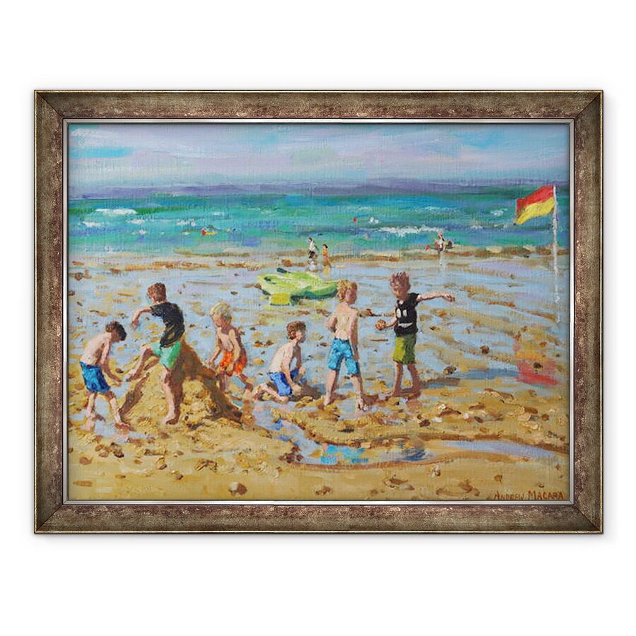 Tablou inramat - Andrew Macara - Castelul de nisip, Wells-Next -mare, Norfolk, 2019, 60 x 80 cm