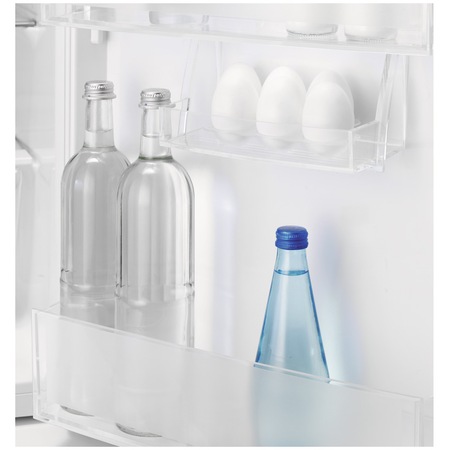Combina frigorifica incorporabila Electrolux LNT3FF18S, 268 l, Low frost, Avertizare usa deschisa, Iluminare LED, Clasa F, H 177 cm