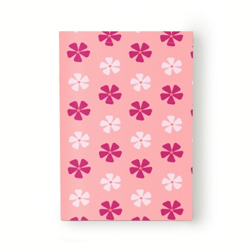 Caiet tip Agenda Heartwork cu muchie cusuta, Flori cinci petale rosii, Latime 140 mm x Inaltime 200 mm Caiet tip Agenda Heartwork cu muchie cusuta, Flori cinci petale rosii, Latime 140 mm x Inaltime 200 mm