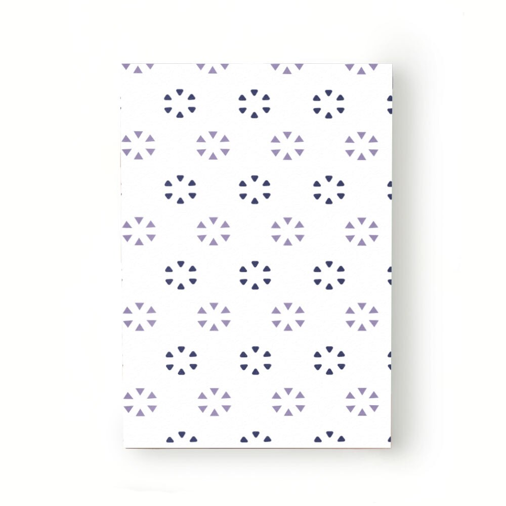 Caiet tip Agenda Heartwork cu muchie cusuta, Minimalist floricele mov, Latime 140 mm x Inaltime 200 mm