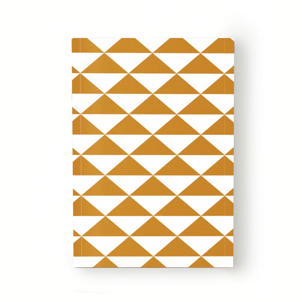 Caiet tip Agenda Heartwork cu muchie cusuta, Triunghiuri portocalii, Latime 140 mm x Inaltime 200 mm