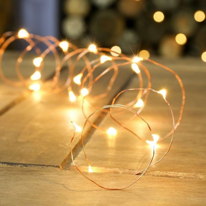Flippy® Lineáris Típusú Karácsonyi Fényfüzér, Elemes, 10m, 100 LED, Réz Vezetékes, Melegfehér