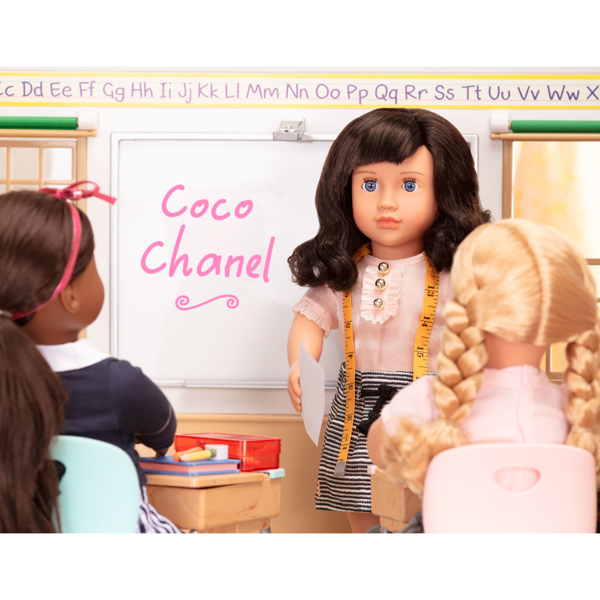 Papusa Our Generation Hally