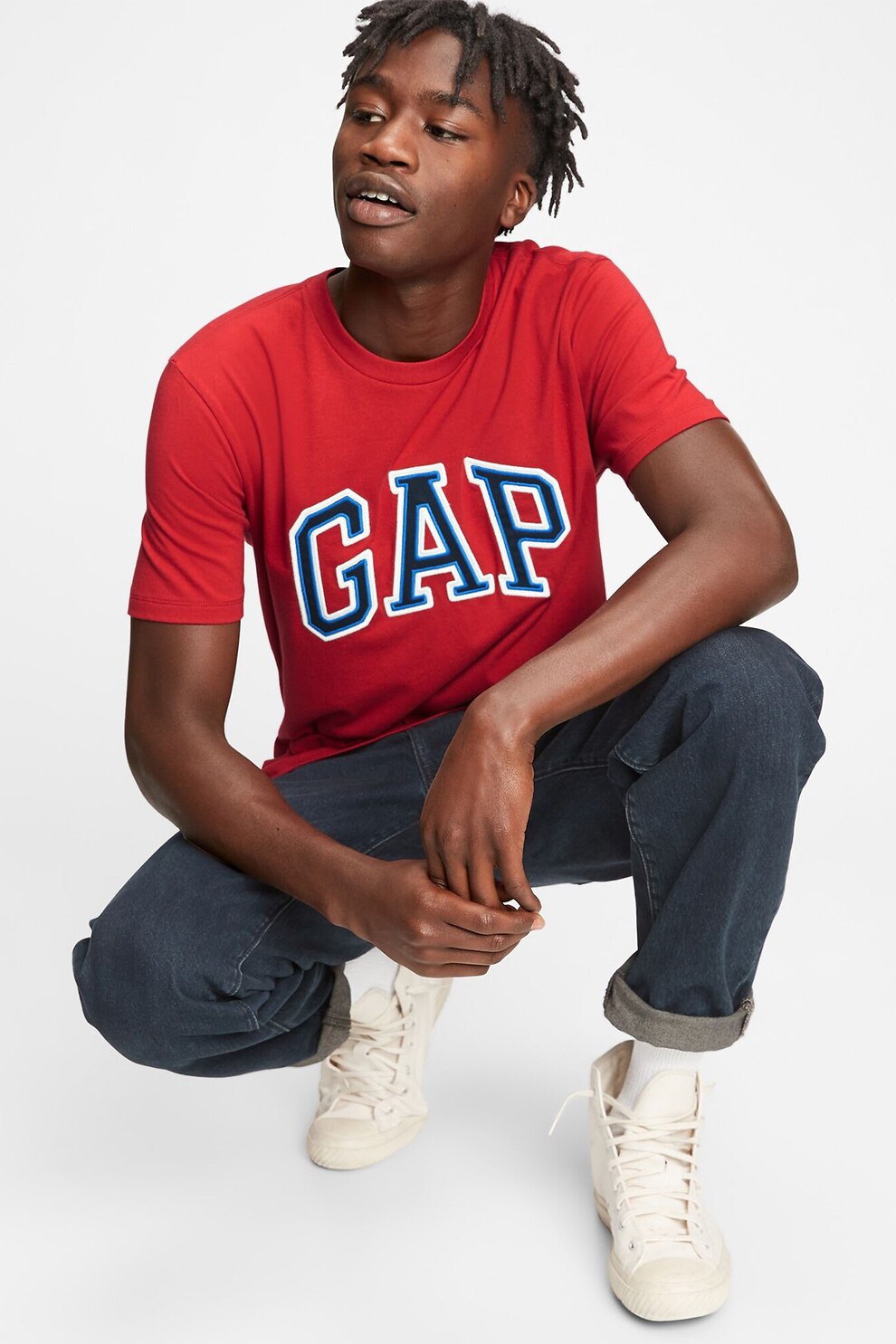 GAP, Tricou cu decolteu la baza gatului si logo brodat, Rosu caramiziu/Alb/Albastru