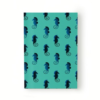 Caiet tip Agenda Heartwork cu muchie cusuta, Caluti de mare albastri, Latime 140 mm x Inaltime 200 mm Caiet tip Agenda Heartwork cu muchie cusuta, Caluti de mare albastri, Latime 140 mm x Inaltime 200 mm
