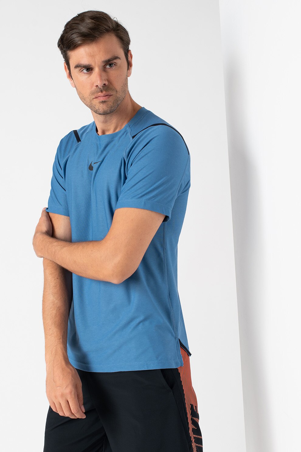 Nike, Tricou cu tehnologie Dri-Fit, pentru fitness, Albastru inchis/Negru