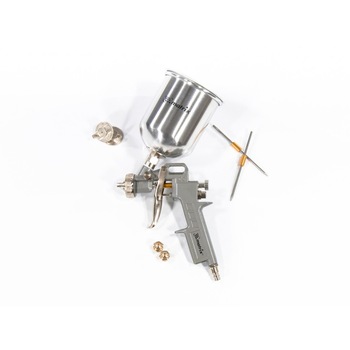 Pistol pulverizator pneumatic cu rezervor superior 0,6 l, duza D1,2, 1,5 si 1,8 mm Matrix Pistol pulverizator pneumatic cu rezervor superior 0,6 l, duza D1,2, 1,5 si 1,8 mm Matrix