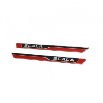 Set 2 ornamente praguri fata, Skoda Scala, Negru/rosu Set 2 ornamente praguri fata, Skoda Scala, Negru/rosu