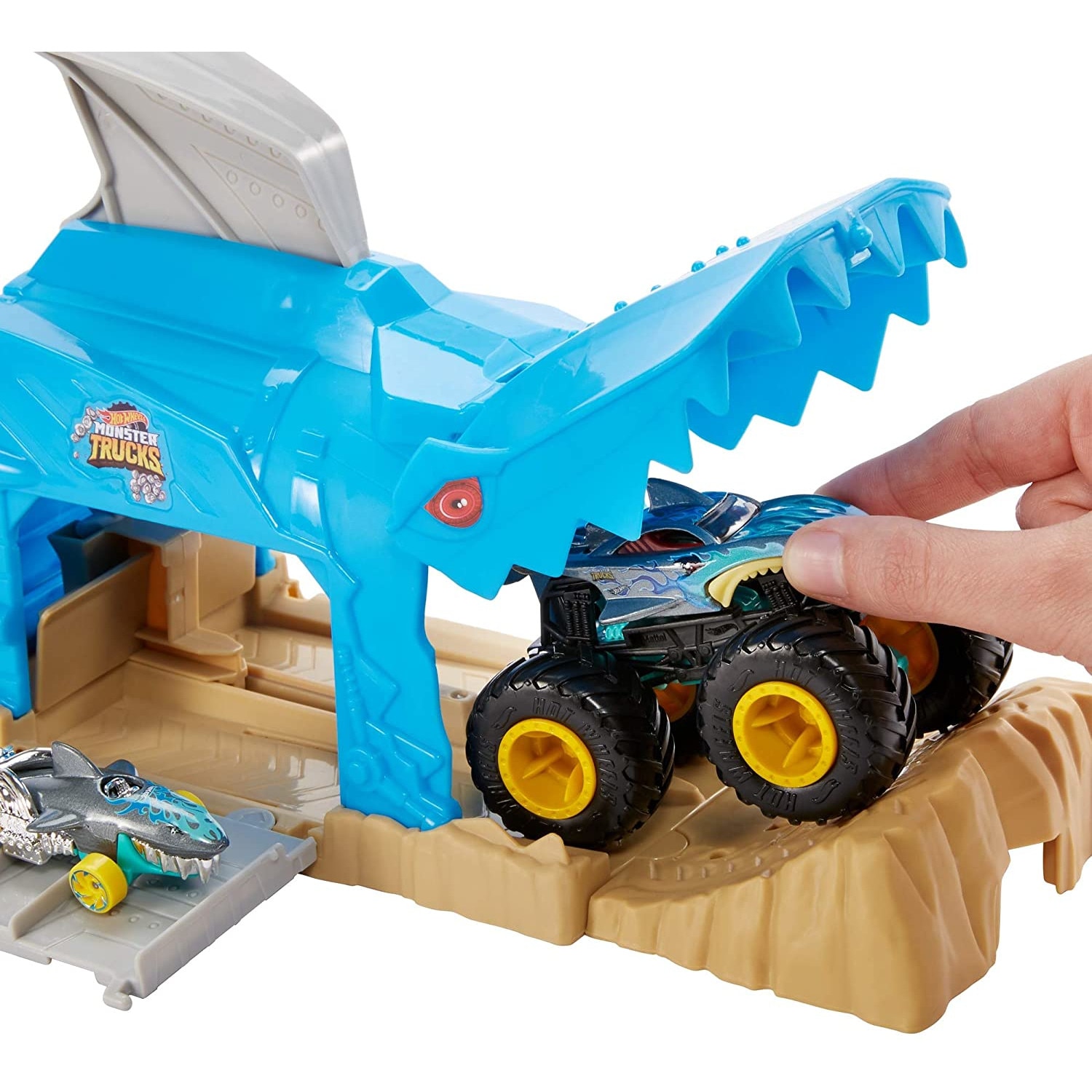 Hot wheels monster 2024 truck shark wreak