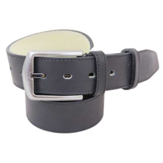 Curele barbati piele, Neagra