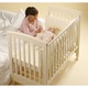 Patut co-sleeping 120x60 cu laterala culisanta total si roti Treppy Dreamy Plus, integral din lemn masiv fag, reglabil pe 5 nivele, include sistem de ancorare, culoare alb + saltea cocos 8 cm