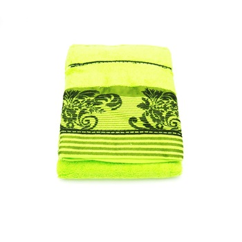 Prosop Moscov Bumbac 100%,70x140cm, Vernil cu model verde inchis, Egipt Prosop Moscov Bumbac 100%,70x140cm, Vernil cu model verde inchis, Egipt