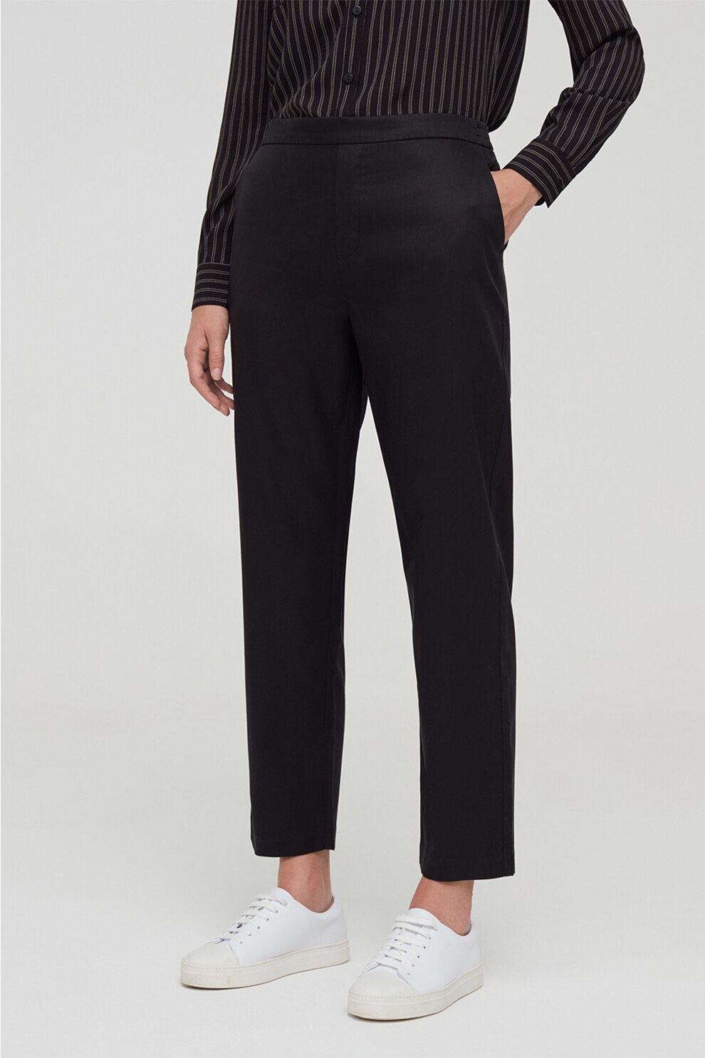 OVS, Pantaloni din amestec de lyocell cu banda elastica pe partea din spate, Negru, XS