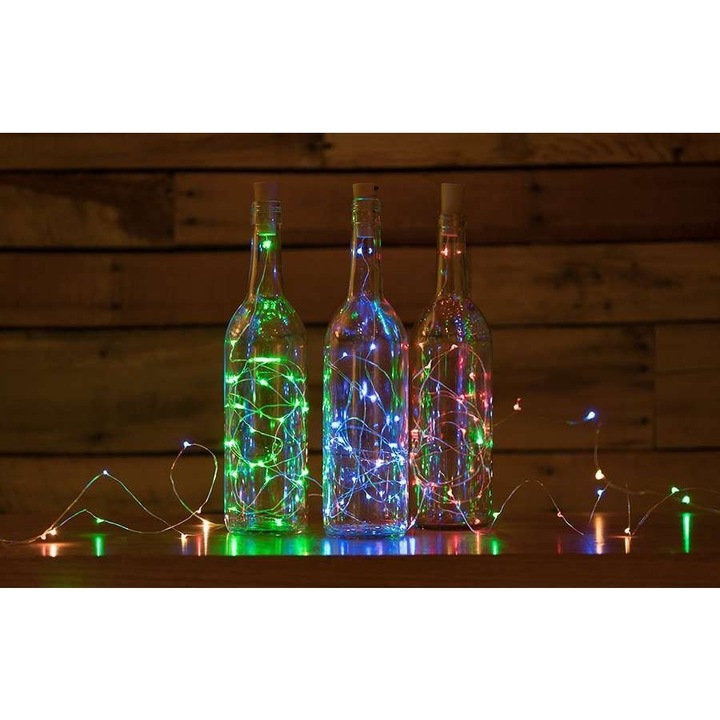 Produs premium - Instalatie de Craciun, Liniara, 20 m, Baterii, 200 LED-uri, Multicolor, 2 Jocuri de Lumini, Fir Cupru, Interior/Exterior, Southern Sky