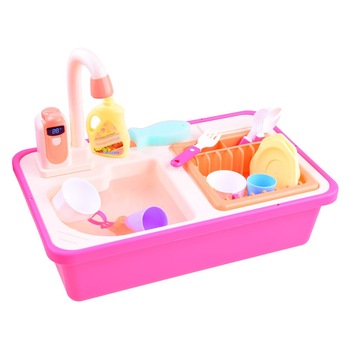 Chiuveta de Jucarie, Bine Echipata, cu Vesela si Apa la Robinet, Baterie cu Rotire 90 Grade, Sistem Electric pentru Curgere Apa, Versiune Imbunatatita, Incurajeaza Jocul de Rol, 41x25.5x29 cm, Roz Chiuveta de Jucarie, Bine Echipata, cu Vesela si Apa la Robinet, Baterie cu Rotire 90 Grade, Sistem Electric pentru Curgere Apa, Versiune Imbunatatita, Incurajeaza Jocul de Rol, 41x25.5x29 cm, Roz