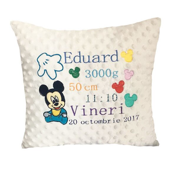 Pernuta brodata, 40x40cm