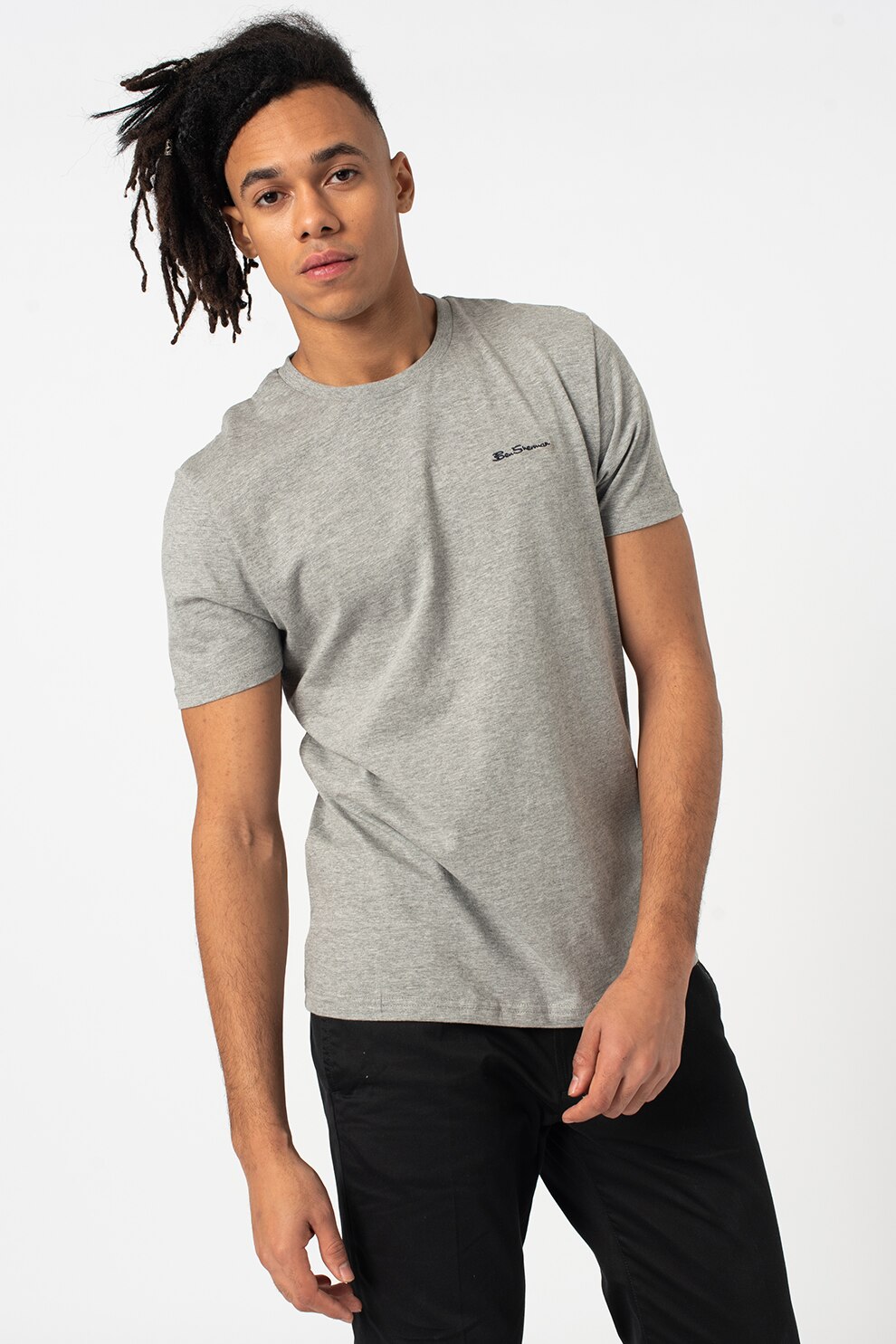 Ben Sherman, Tricou cu decolteu la baza gatului si logo brodat, Gri melange