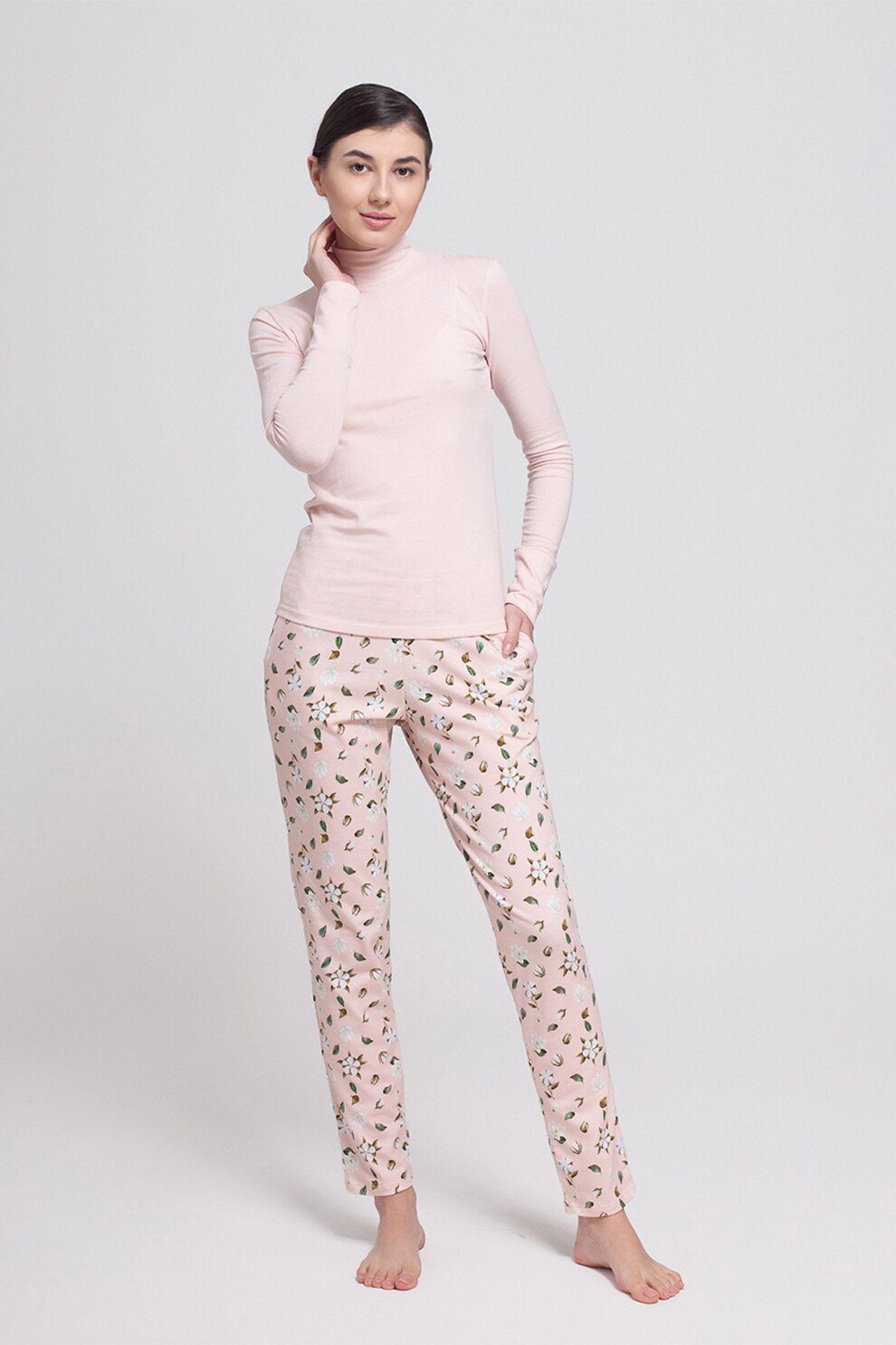 Sofiaman, Pijama din amestec de bumbac organic cu guler mediu, Roz pal/Alb/Verde