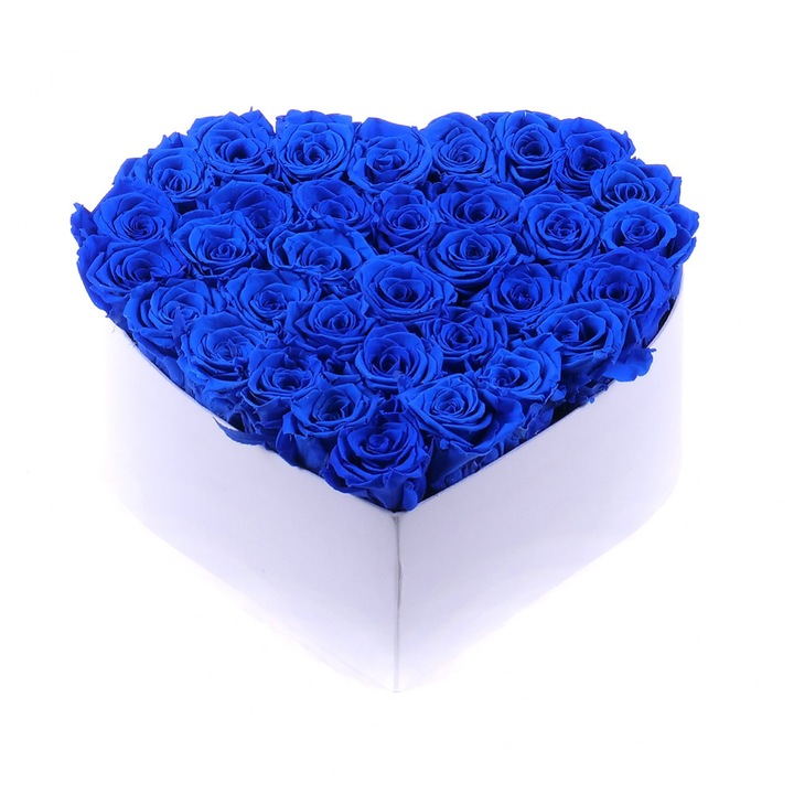 Цветна композиция бяла кутия сърце със сини сапунени рози