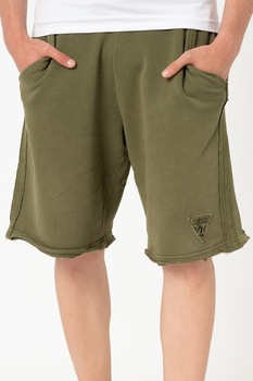 GUESS JEANS, Pantaloni scurti cu buzunare oblice si terminatii nefinisate, Verde oliv GUESS JEANS, Pantaloni scurti cu buzunare oblice si terminatii nefinisate, Verde oliv