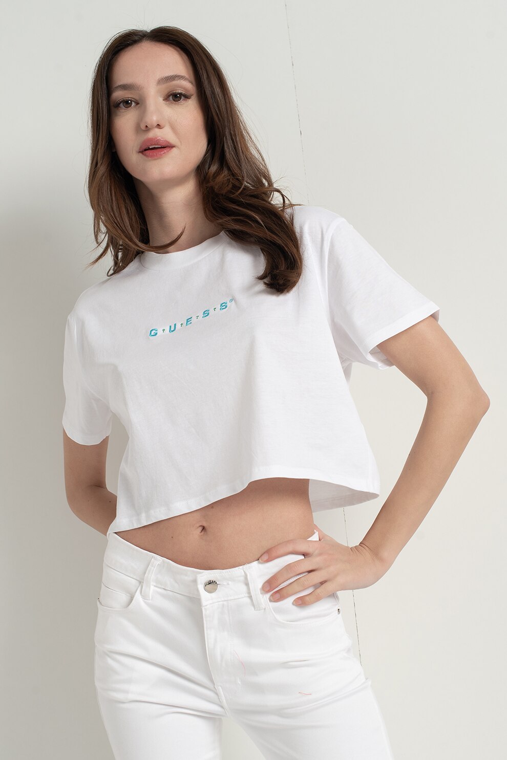 GUESS JEANS, Tricou crop cu logo brodat, Alb/Turcoaz