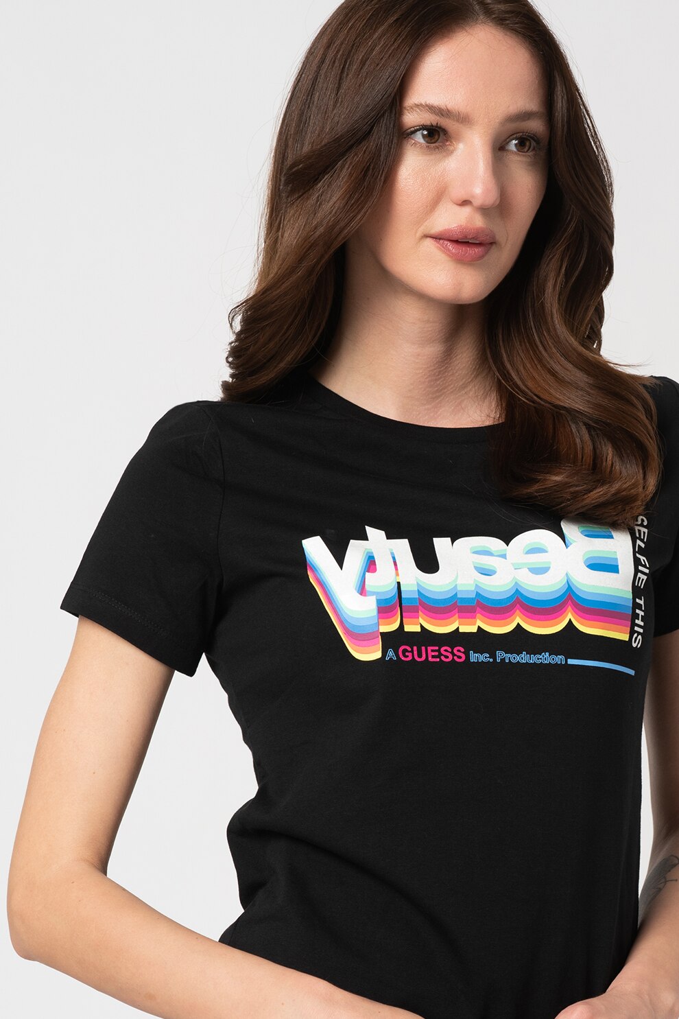 GUESS JEANS, Tricou cu decolteu la baza gatului si imprimeu, Negru