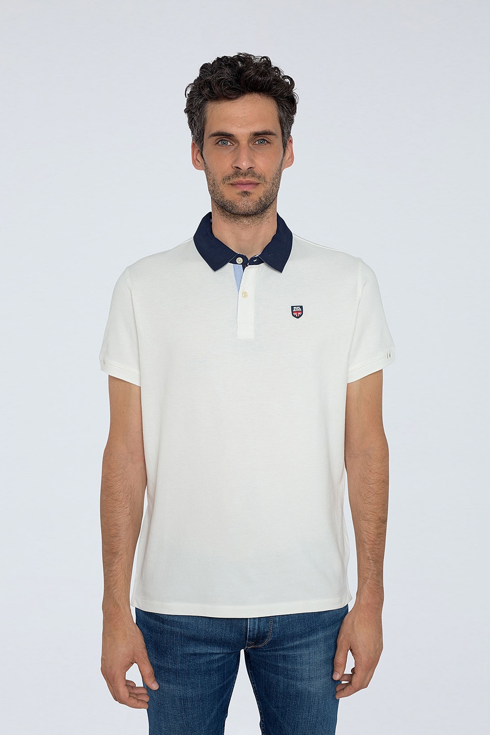 Pepe Jeans London, Tricou polo regular fit cu guler contrastant Peter, Alb optic/Bleumarin