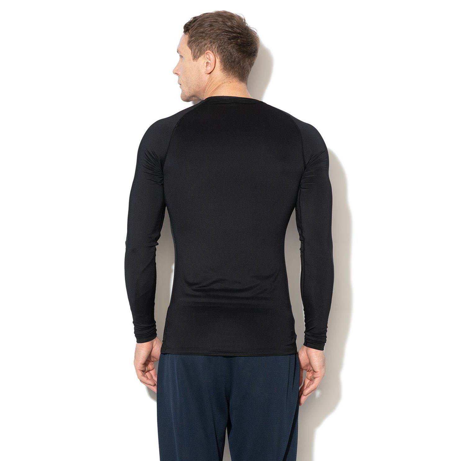 nike pro mesh long sleeve top