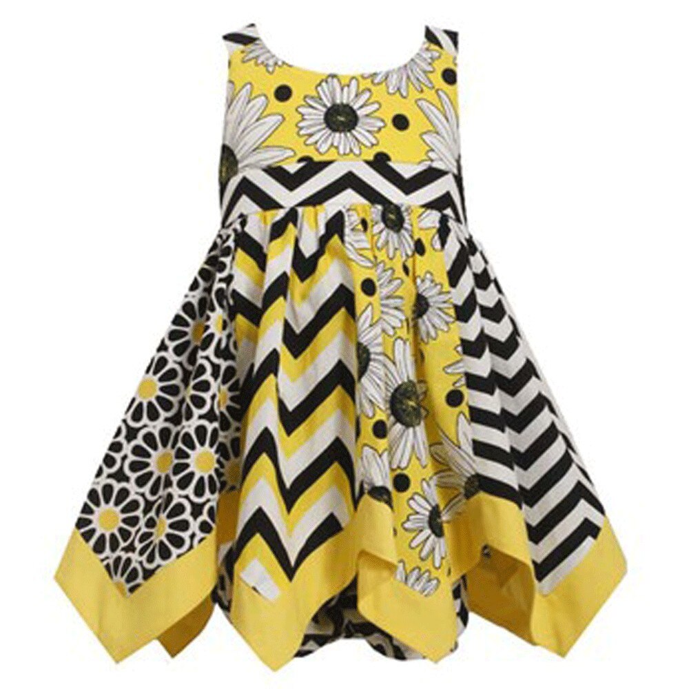 Set cu rochita in colturi si chilotei asortati