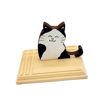 Suport de telefon mobil de birou din lemn masiv model Pisicuta Fericita – Negru cu alb Suport de telefon mobil de birou din lemn masiv model Pisicuta Fericita – Negru cu alb