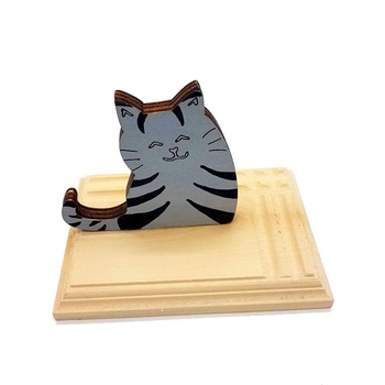 Suport de telefon mobil de birou din lemn masiv model Pisicuta Fericita – Gri cu negru Suport de telefon mobil de birou din lemn masiv model Pisicuta Fericita – Gri cu negru