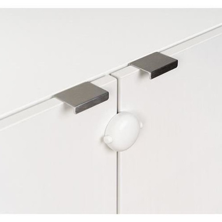 Заключваща система за мебели, За две врати