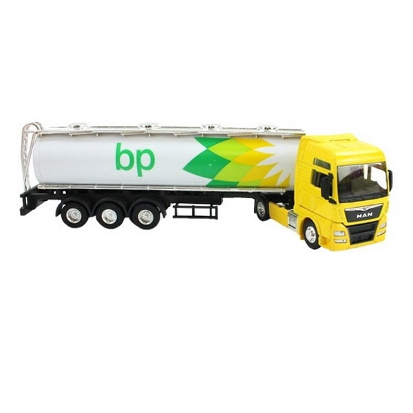 Masinuta Welly Camion Cisterna MAN BP scara 1:64