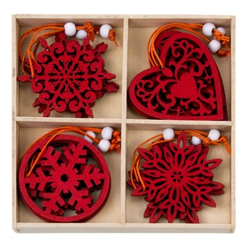 Set 12 ornamente de Craciun din lemn, DE419-219-3, 6x6 cm, rosu Set 12 ornamente de Craciun din lemn, DE419-219-3, 6x6 cm, rosu