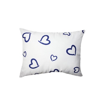 Perna, alba cu inimioare mari albastre, 30x40cm Perna, alba cu inimioare mari albastre, 30x40cm