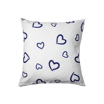 Perna, alba cu inimioare mari albastre, 40x40cm Perna, alba cu inimioare mari albastre, 40x40cm