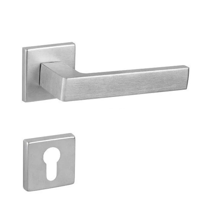 Maner usa, Martinelli, Rozeta, Crom