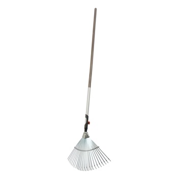 Grebla pentru frunze, Gardena Combisystem 03022-20, otel, cu coada metalica, 22 dinti, 130 cm Grebla pentru frunze, Gardena Combisystem 03022-20, otel, cu coada metalica, 22 dinti, 130 cm