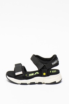 Gioseppo, Sandale cu velcro si aspect masiv Remchi Gioseppo, Sandale cu velcro si aspect masiv Remchi