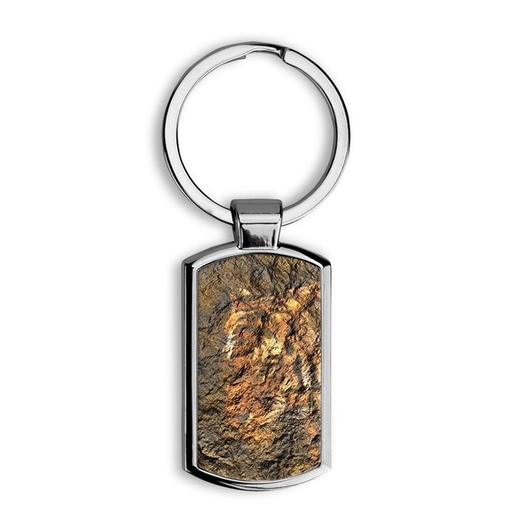 Barna szürke kő szikla mintás fém kulcstartó 1
