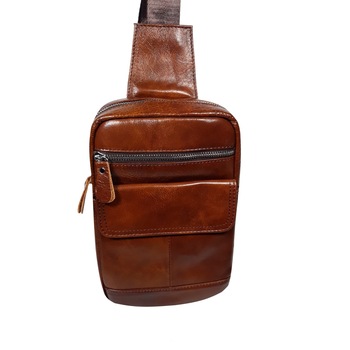 Geanta barbati, din piele naturala, maro coniac, dimensiune 24x16x7 cm Geanta barbati, din piele naturala, maro coniac, dimensiune 24x16x7 cm