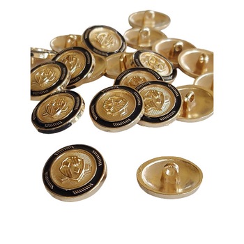 Set 10 buc Nasturi metalici cu stema aurie lucioasa in centru si margine email negru 18mm diametru L28 cu piciorus, ITALIKA Set 10 buc Nasturi metalici cu stema aurie lucioasa in centru si margine email negru 18mm diametru L28 cu piciorus, ITALIKA