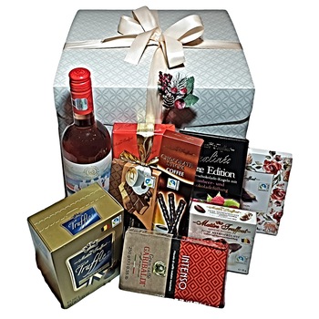 Pachet cadou Craciun Fericit cu vin Budureasca Rose, cafea, ciocolata, trufe Pachet cadou Craciun Fericit cu vin Budureasca Rose, cafea, ciocolata, trufe