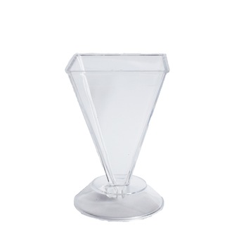Forma de turnare pentru lumanari, 10.5x6.7x6.7 cm Forma de turnare pentru lumanari, 10.5x6.7x6.7 cm