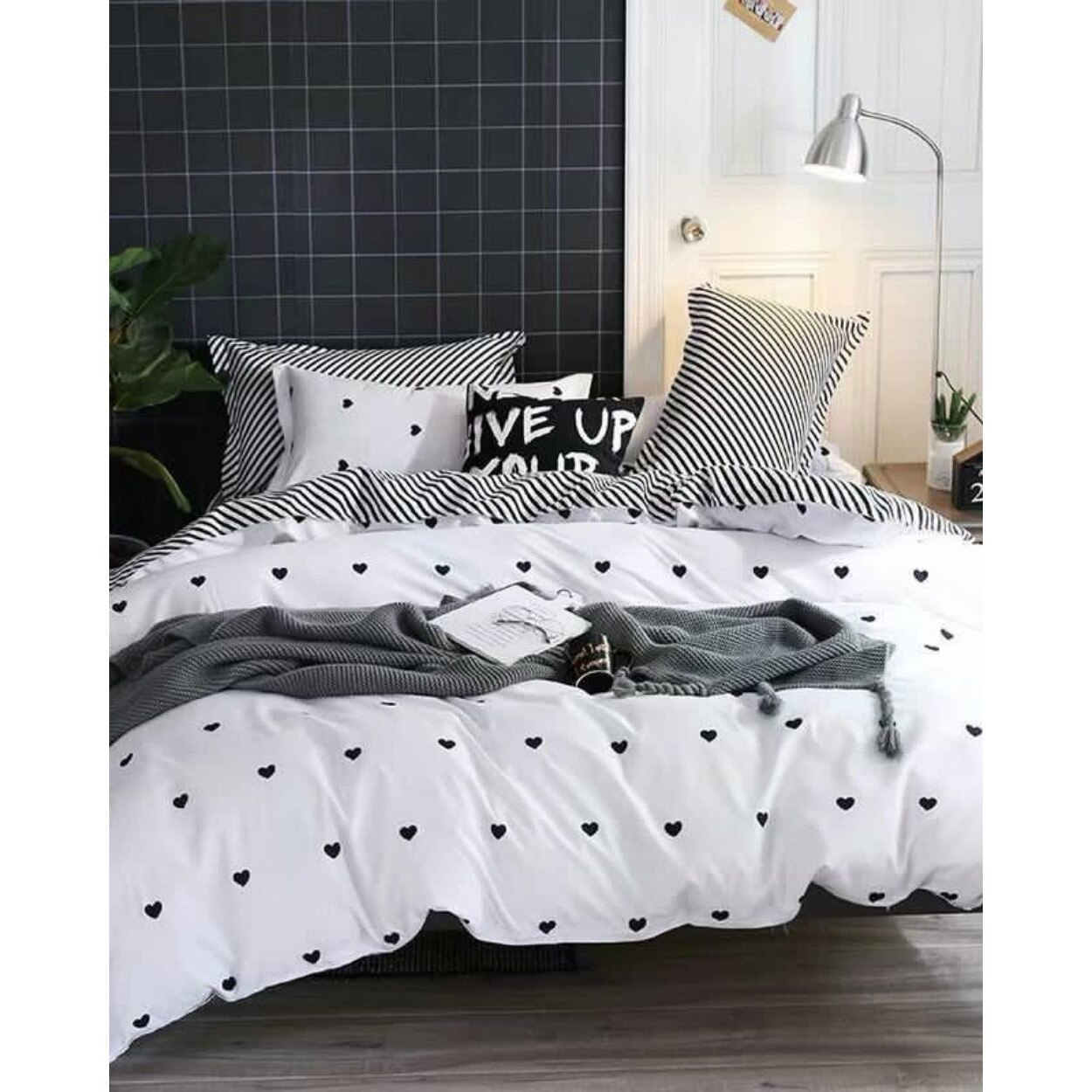 Set Lenjerie de Pat Bumbac Satinat, 4 Piese, Pat 1 Persoana, Small Black Hearts