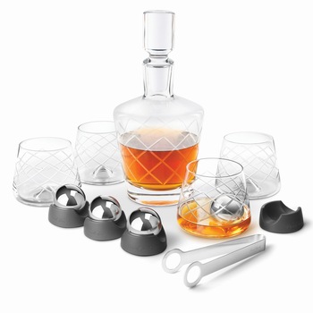 Set decantor Crystal Whiskey, 4 pahare, cristal Set decantor Crystal Whiskey, 4 pahare, cristal