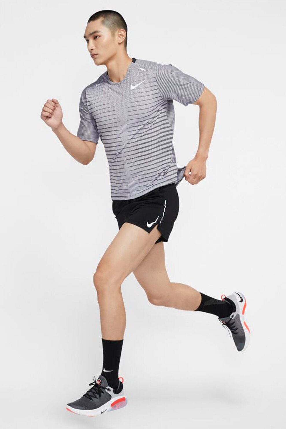 Nike, Tricou cu tehnologie Dri-FIT pentru alergare TechKnit Future Fast, Gri