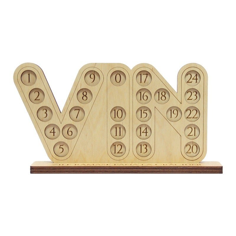 Calendar decorativ pentru dopuri de vin 