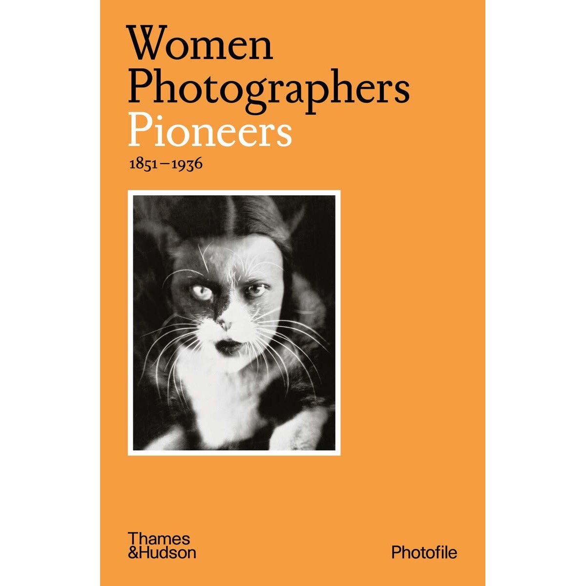 Women Photographers: Pioneers - Clara Bouveresse